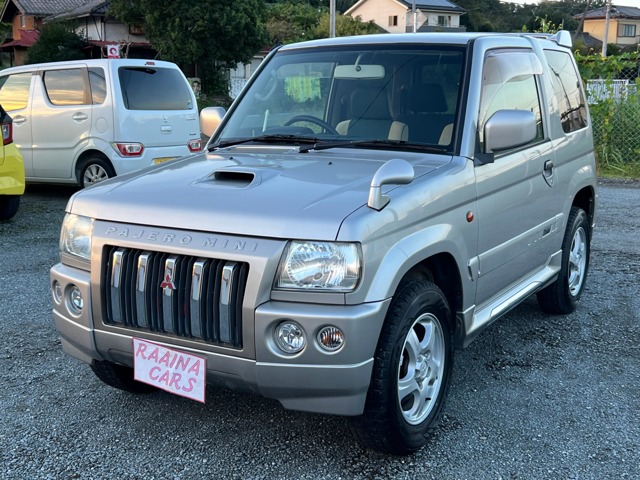 2001 Mitsubishi Pajero Mini