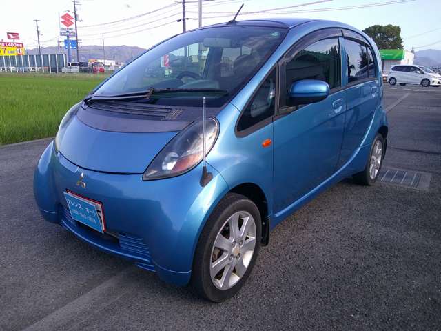 2010 Mitsubishi i – thumbnail 3