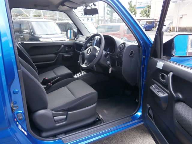 2005 Suzuki Jimny – thumbnail 3