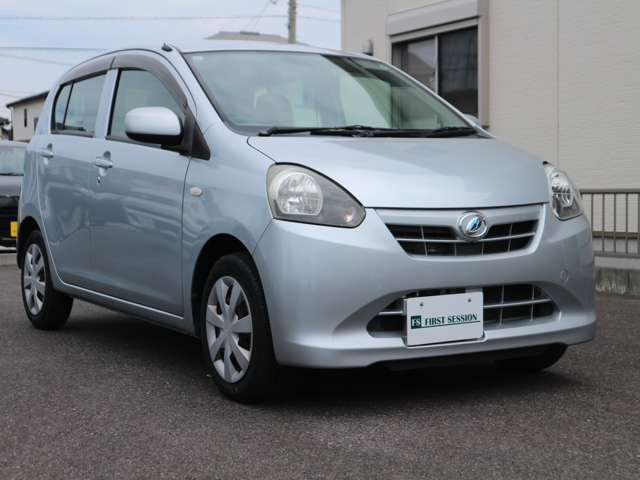 2011 Daihatsu Mira e:S – thumbnail 3