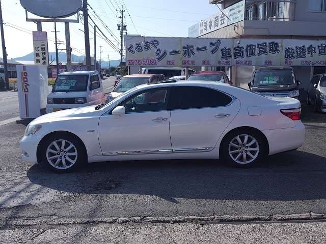 2007 Lexus LS – thumbnail 3