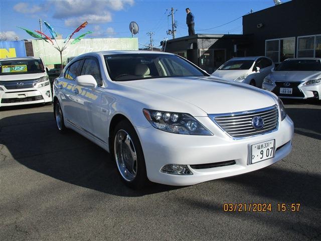 2007 Lexus LS Hybrid – thumbnail 3