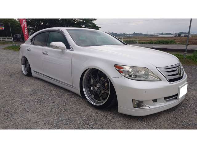 2007 Lexus LS – thumbnail 3