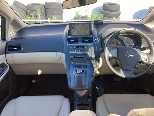 2009 Lexus HS – thumbnail 4