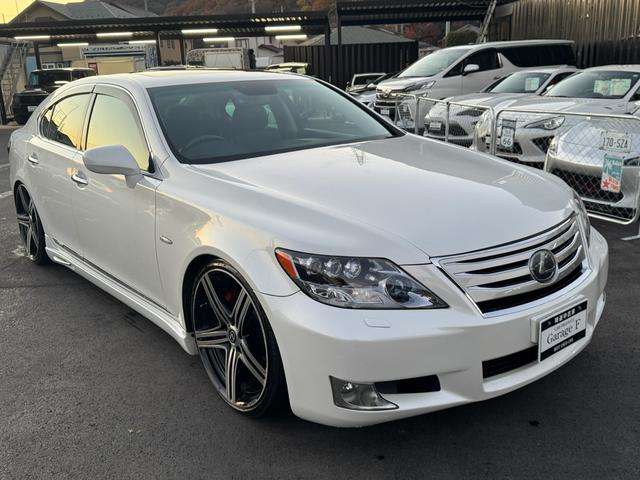 2007 Lexus LS Hybrid – thumbnail 3