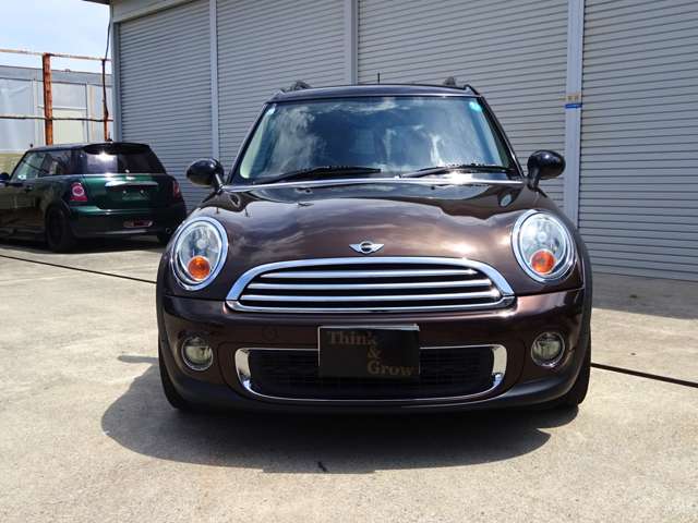 2011 MINI MINI Clubman – thumbnail 2