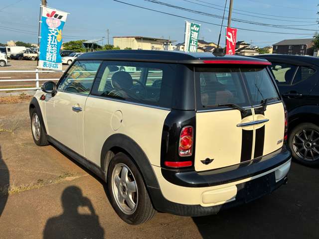 2011 MINI MINI Clubman – thumbnail 3