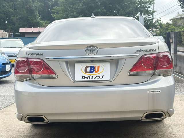 2010 Toyota Crown Athlete – thumbnail 4