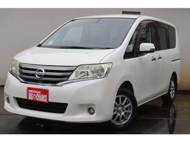 2011 Nissan Serena – thumbnail 3