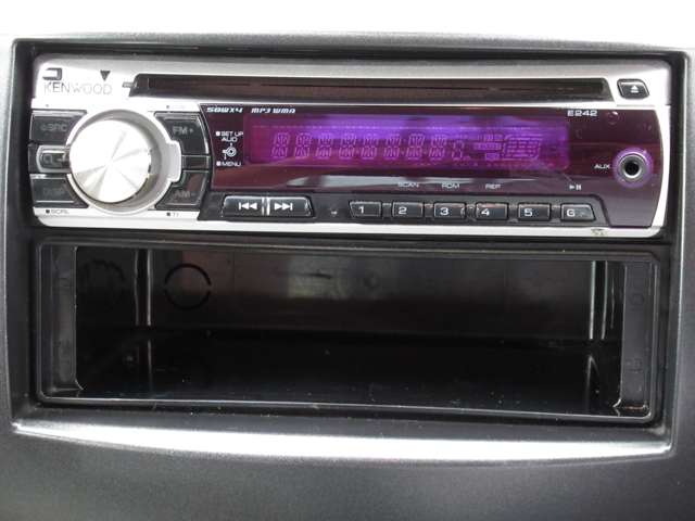 2010 Mazda Demio – thumbnail 4