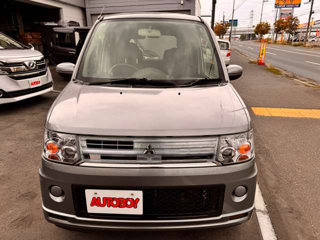 2011 Mitsubishi Toppo – thumbnail 2