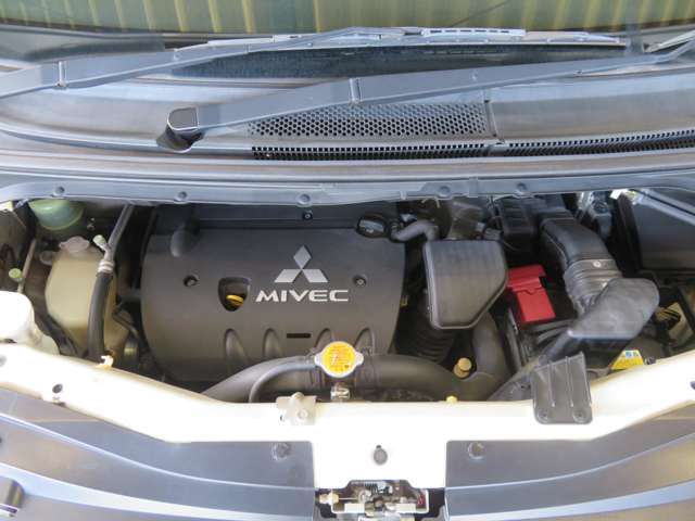 2007 Mitsubishi Delica D:5 – thumbnail 4