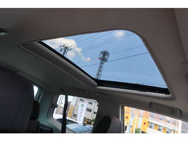 2011 Mitsubishi Pajero – thumbnail 3