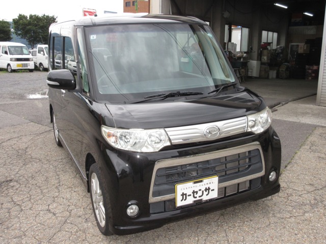 2011 Daihatsu Tanto