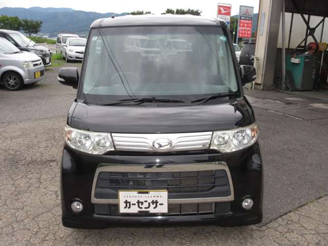 2011 Daihatsu Tanto – thumbnail 2