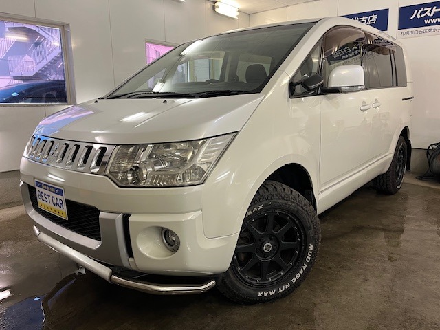 2011 Mitsubishi Delica D:5