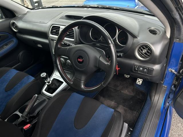 2004 Subaru Impreza STI – thumbnail 3