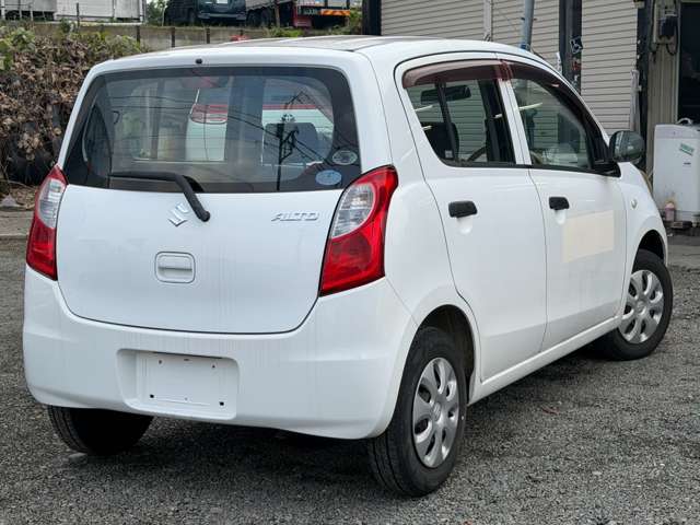 2011 Suzuki Alto – thumbnail 2