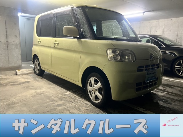 2010 Daihatsu Tanto