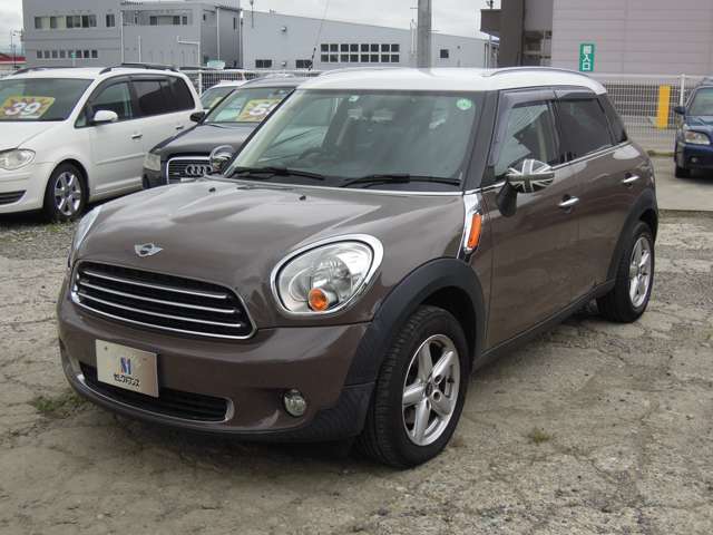 2011 MINI MINI Crossover – thumbnail 2