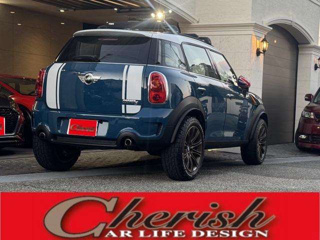 2011 MINI MINI Crossover – thumbnail 2