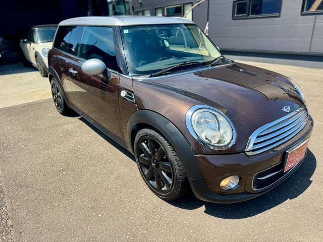 2010 MINI MINI Clubman – thumbnail 2
