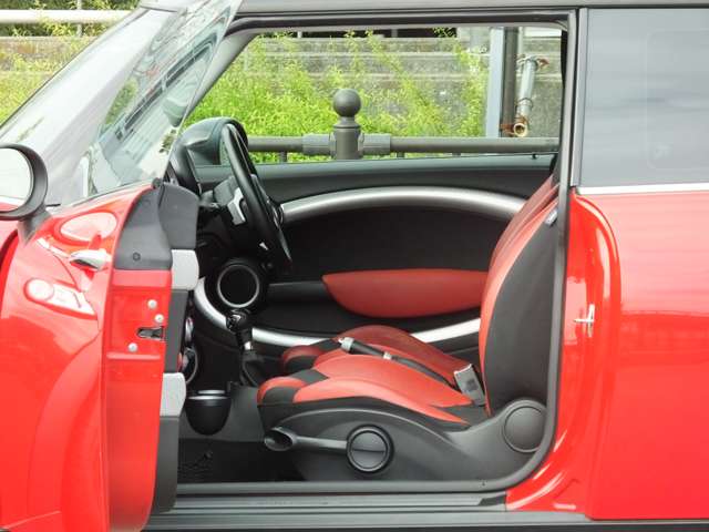 2008 MINI MINI Clubman – thumbnail 4