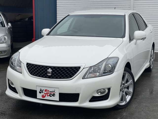 2010 Toyota Crown Athlete – thumbnail 3
