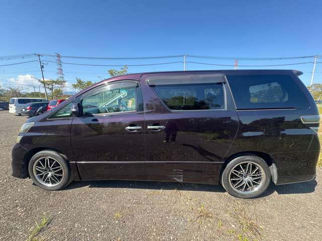 2010 Toyota Vellfire – thumbnail 4