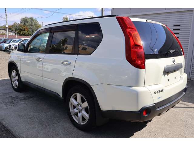2009 Nissan X-Trail – thumbnail 4