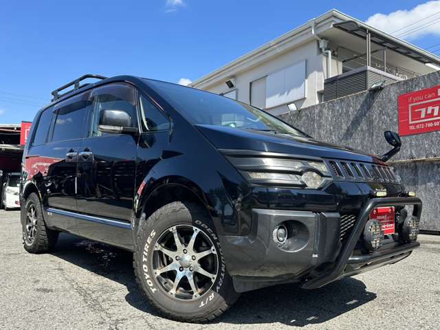 2008 Mitsubishi Delica D:5 – thumbnail 3