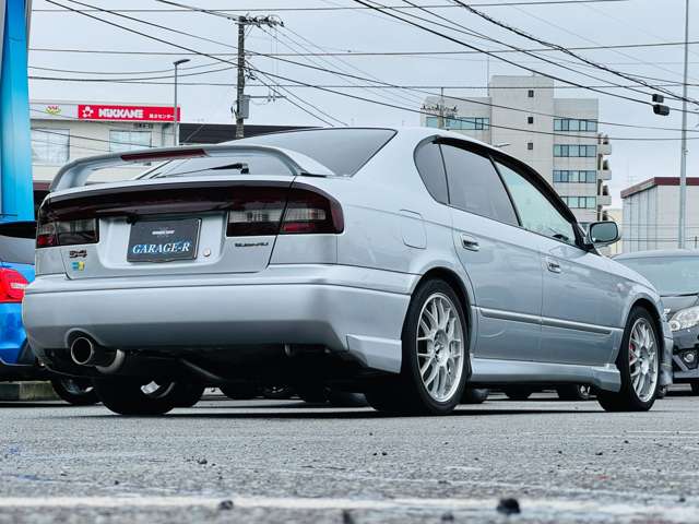 2002 Subaru Legacy B4 – thumbnail 2
