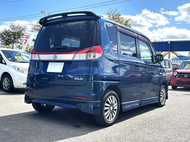 2011 Suzuki Solio – thumbnail 4