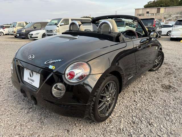 2010 Daihatsu Copen – thumbnail 2