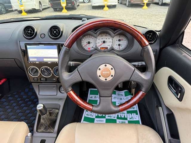 2010 Daihatsu Copen – thumbnail 3