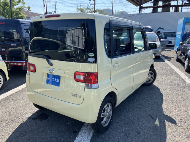 2008 Daihatsu Tanto – thumbnail 4
