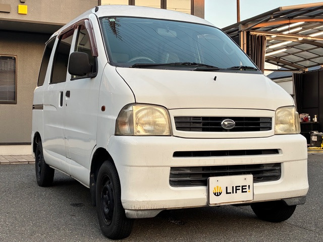2004 Daihatsu Hijet Cargo – thumbnail 4