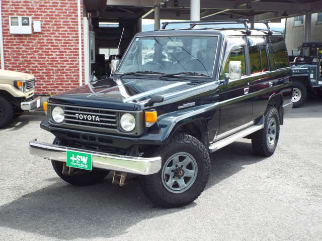 1997 Toyota Land Cruiser 70 – thumbnail 2