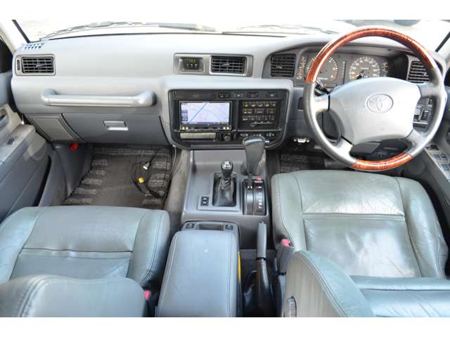 1996 Toyota Land Cruiser 80 – thumbnail 3