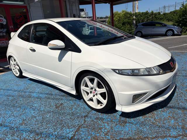 2011 Honda Civic Type R Euro – thumbnail 3