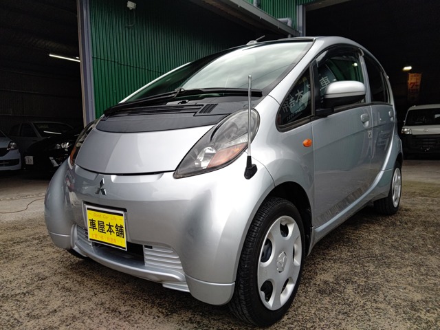 2011 Mitsubishi i