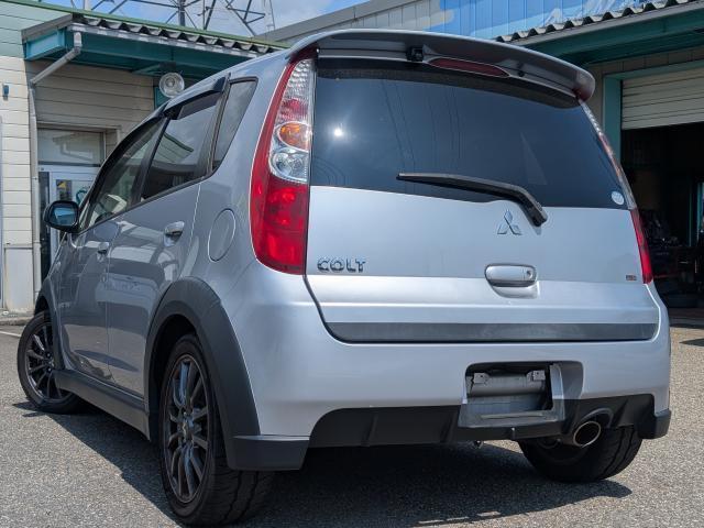 2011 Mitsubishi Colt – thumbnail 3