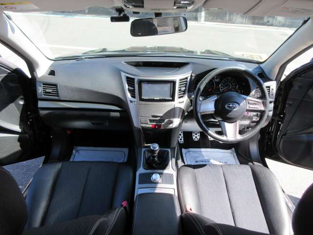 2010 Subaru Legacy B4 – thumbnail 3