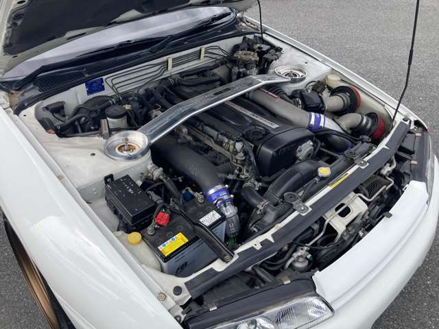 1994 Nissan Skyline GT-R – thumbnail 3