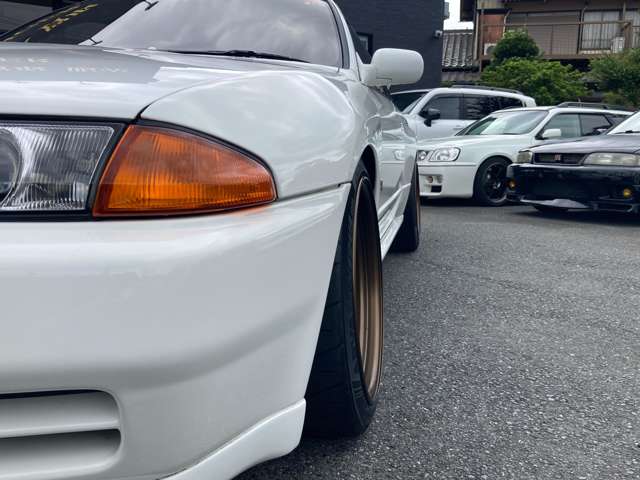 1994 Nissan Skyline GT-R – thumbnail 4