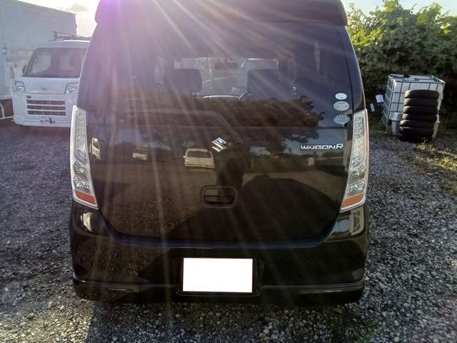 2011 Suzuki Wagon R – thumbnail 3