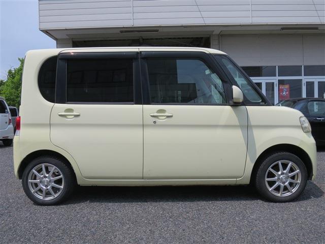 2011 Daihatsu Tanto – thumbnail 4