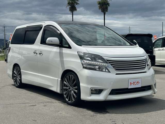2010 Toyota Vellfire – thumbnail 4