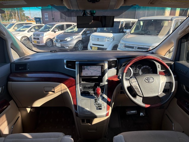 2009 Toyota Vellfire – thumbnail 2