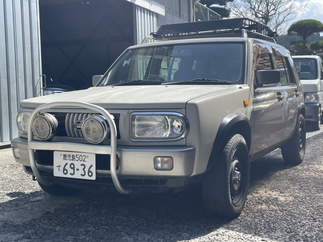 2000 Nissan Rasheen